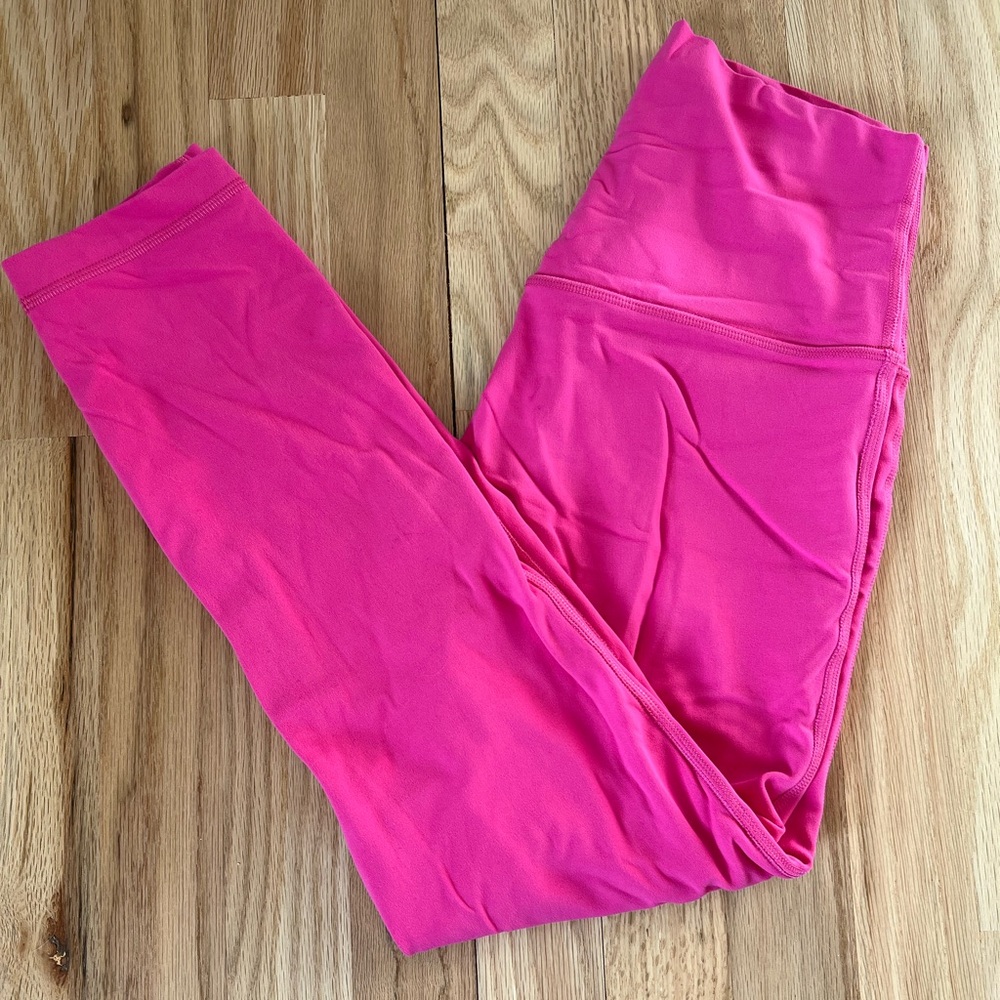 Lululemon Sonic Pink Align Crop 21” Size 6